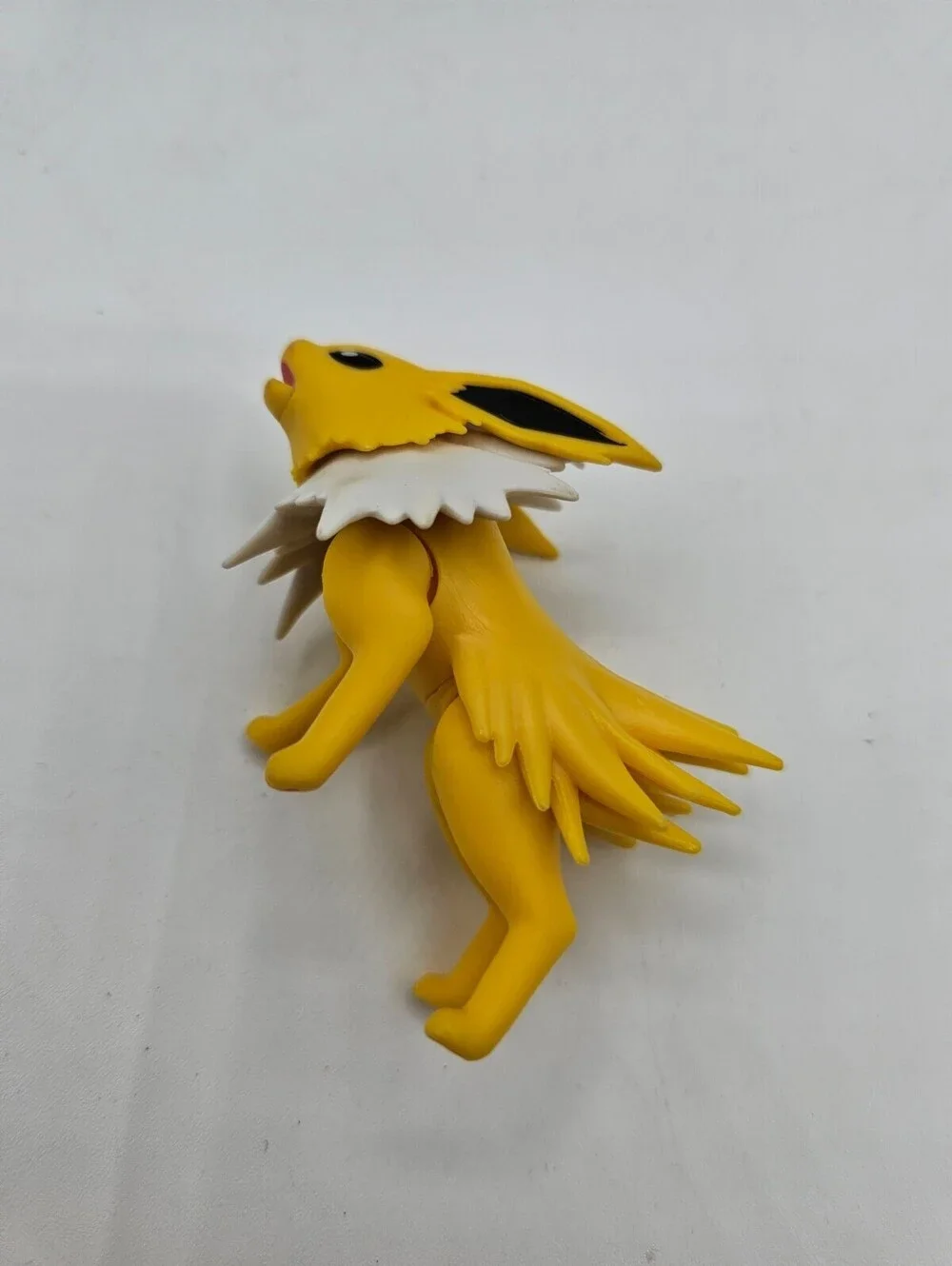 Jazwares Pokémon Jolteon 3.5